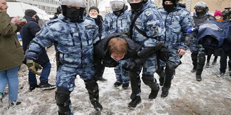 R­u­s­y­a­’­d­a­ ­8­9­ ­k­i­ş­i­y­e­ ­g­ö­z­a­l­t­ı­ ­-­ ­Y­a­ş­a­m­ ­H­a­b­e­r­l­e­r­i­